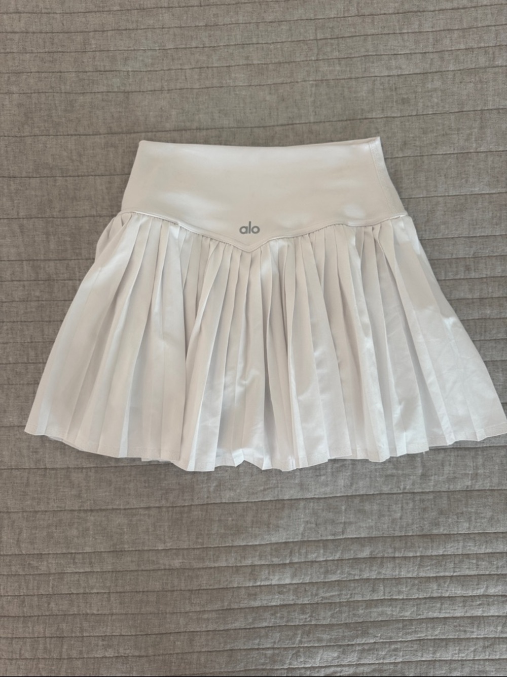 ALO Yoga White Pleated Mini Skirt
